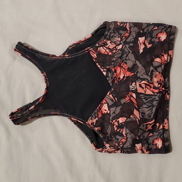 Lululemon sports bra - Picture 2 of 6